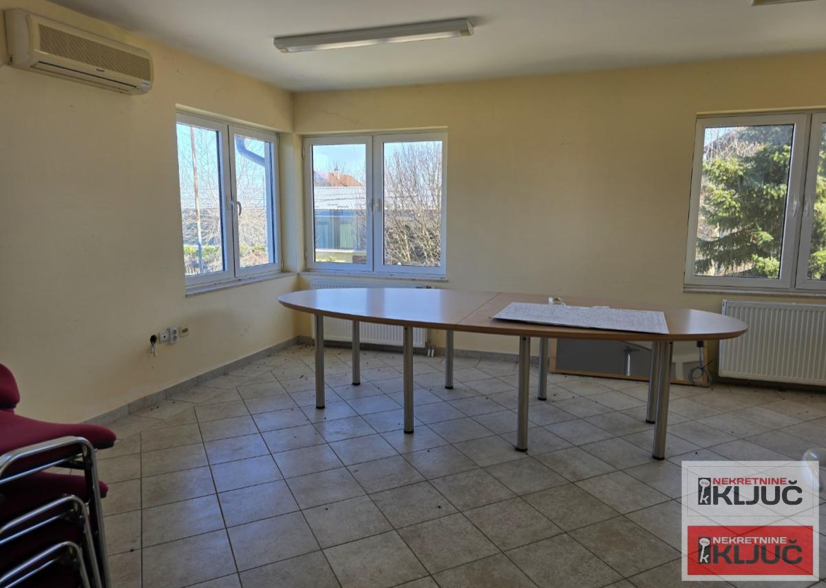 VETERNIK IZDAJE SE VIŠENAMENSKA HALA 16