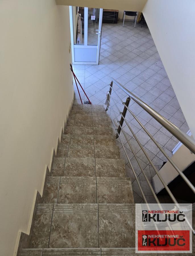 VETERNIK IZDAJE SE VIŠENAMENSKA HALA 7