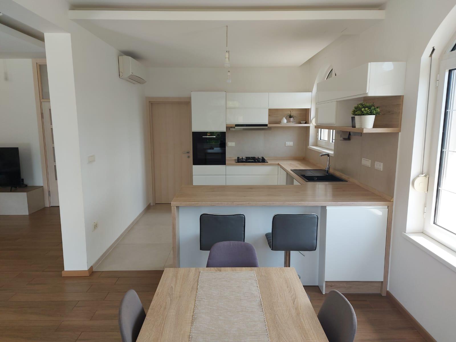 Nova LUX kuca centar Indjije top lokacija 4