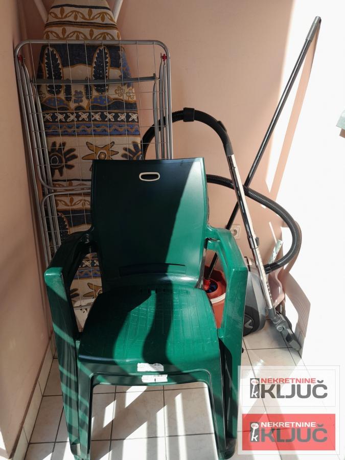 BULEVAR-USELJIV JEDNOSOBAN STAN 10