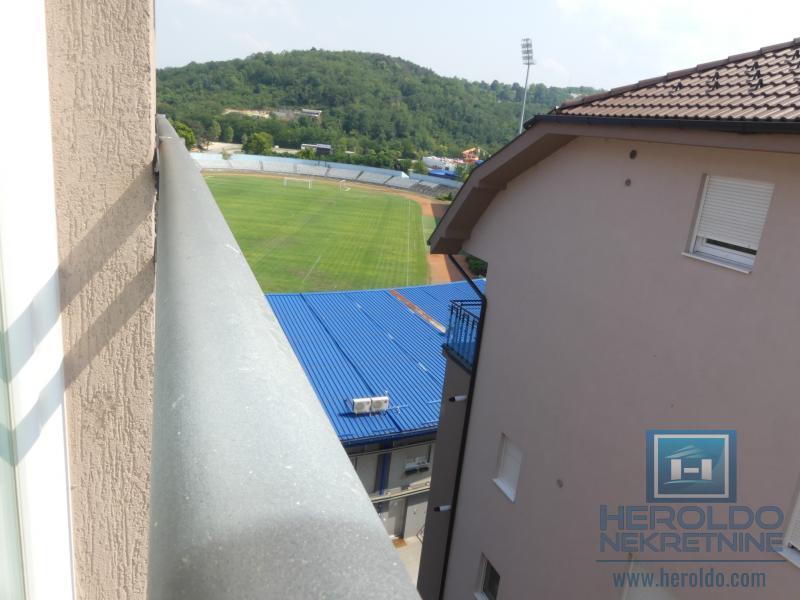 Lux stan sa galerijom, Akva park 19