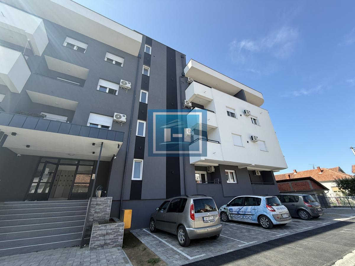 NA PRODAJU – Stan u novogradnji, idealan za život ili investiciju! 11