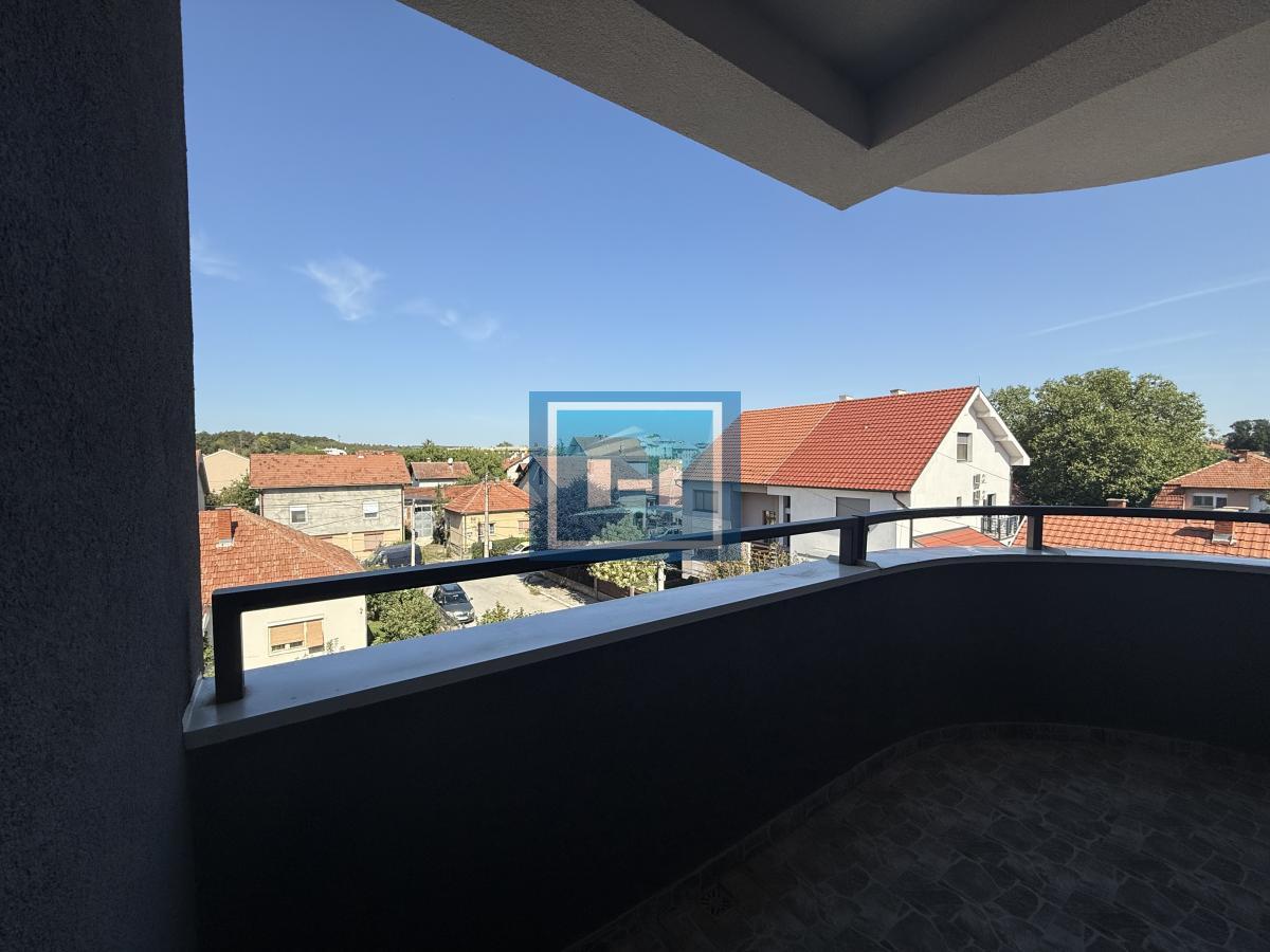 NA PRODAJU – Stan u novogradnji, idealan za život ili investiciju! 7