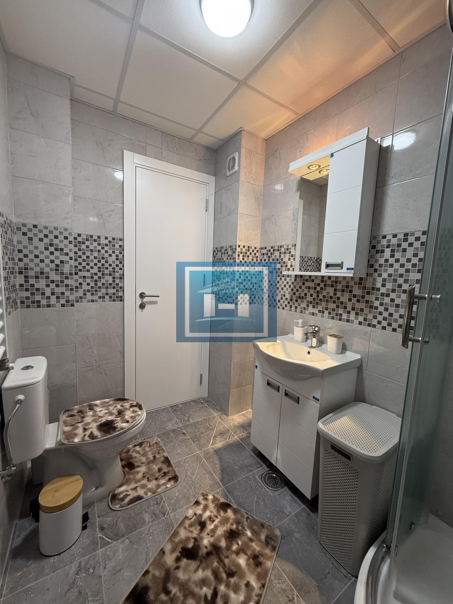 NA PRODAJU – Stan u novogradnji, idealan za život ili investiciju! 8