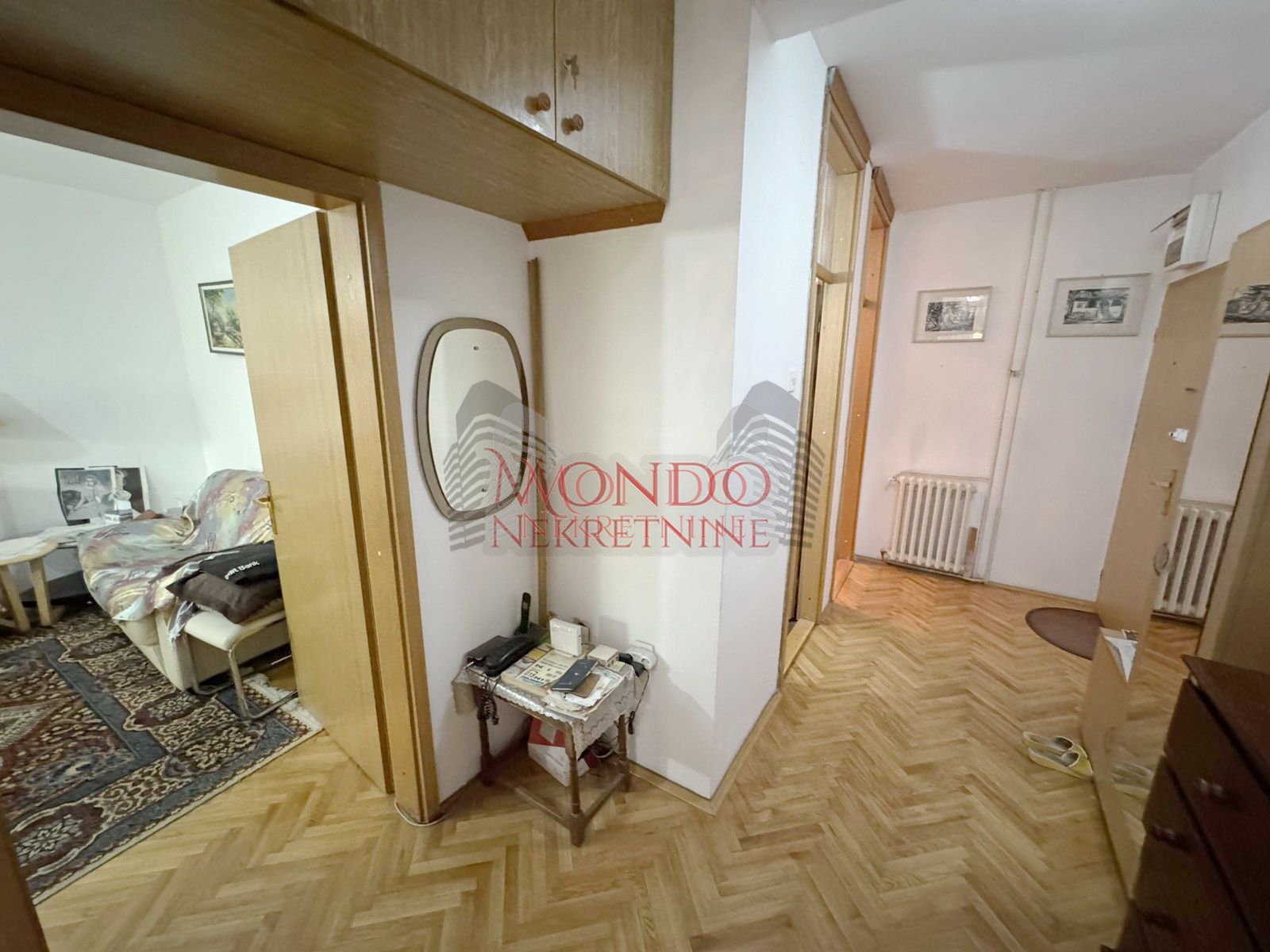 Trosoban stan kod Palilulkse pijace, Episkopska ulica  7