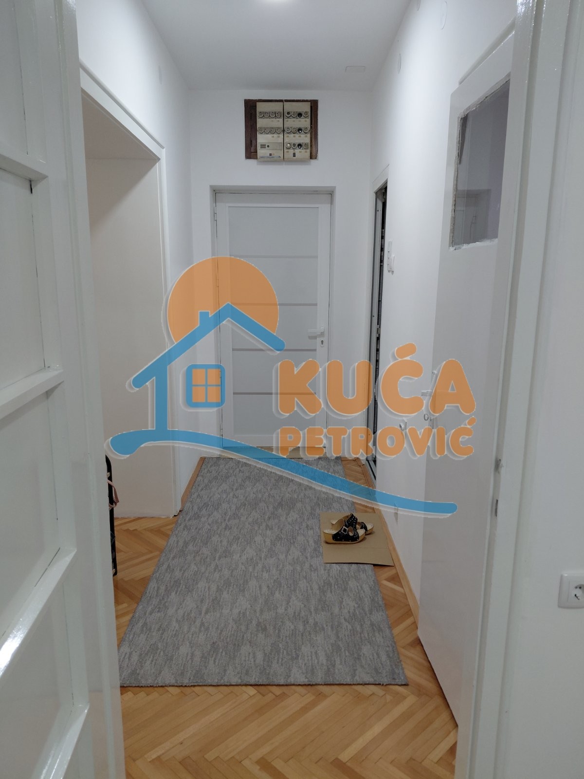 Trosoban stan, 70 m2, Kičevo, Vardarska ID: i-014829 15