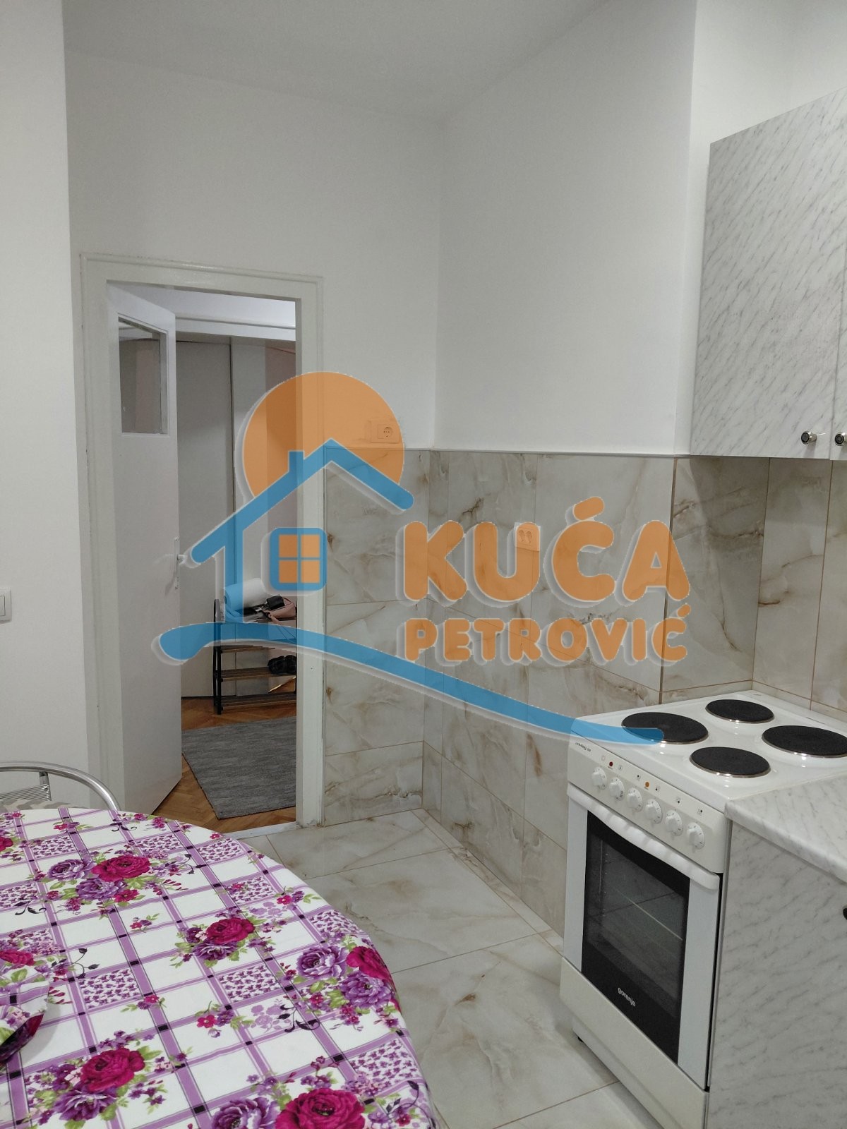 Trosoban stan, 70 m2, Kičevo, Vardarska ID: i-014829 4