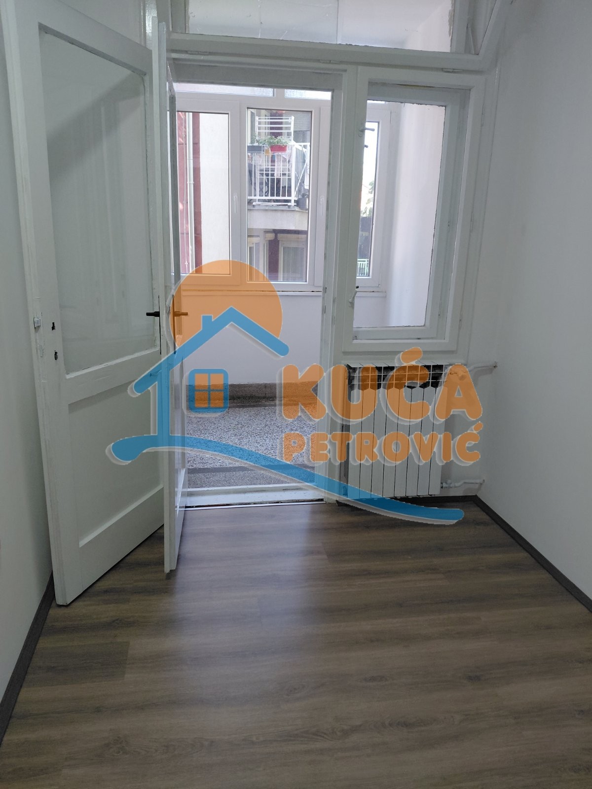 Trosoban stan, 70 m2, Kičevo, Vardarska ID: i-014829 9