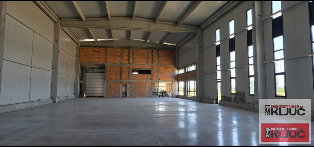 ČENEJ IZDAJE SE VIŠENAMENSKA HALA 10