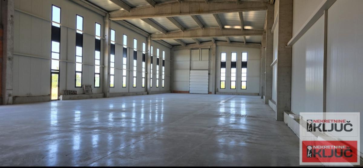 ČENEJ IZDAJE SE VIŠENAMENSKA HALA 13