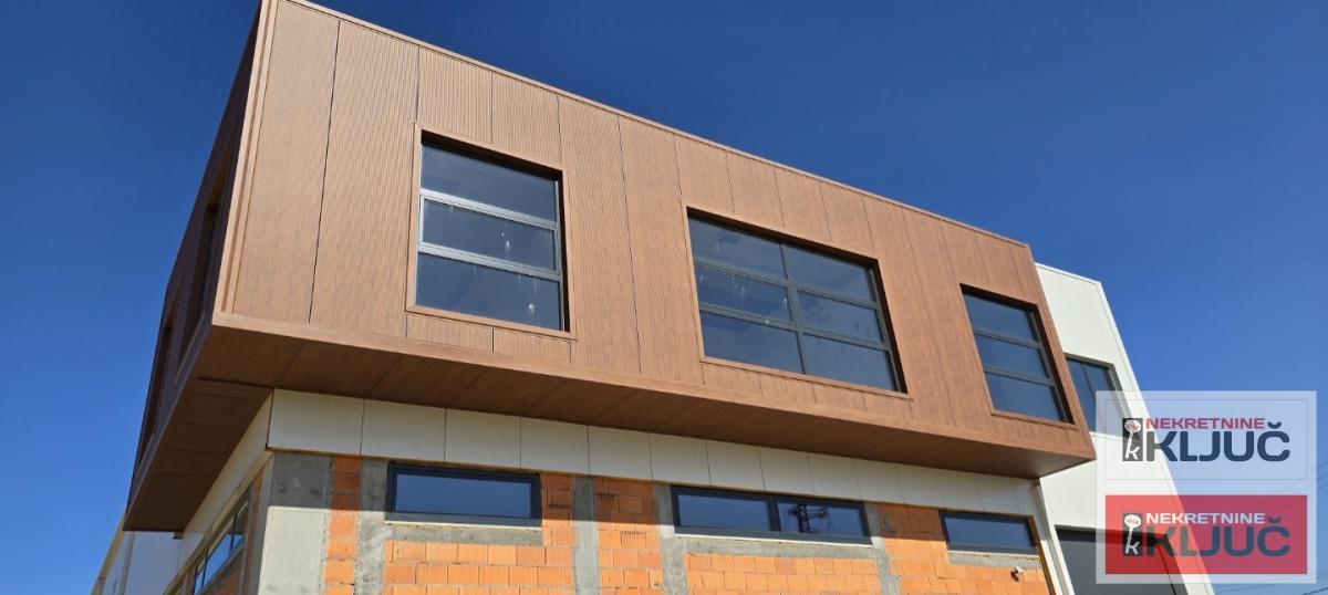 ČENEJ IZDAJE SE VIŠENAMENSKA HALA 6