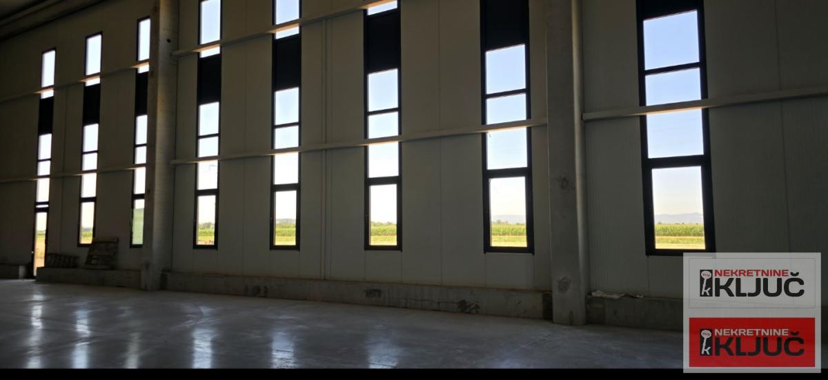 ČENEJ IZDAJE SE VIŠENAMENSKA HALA 9