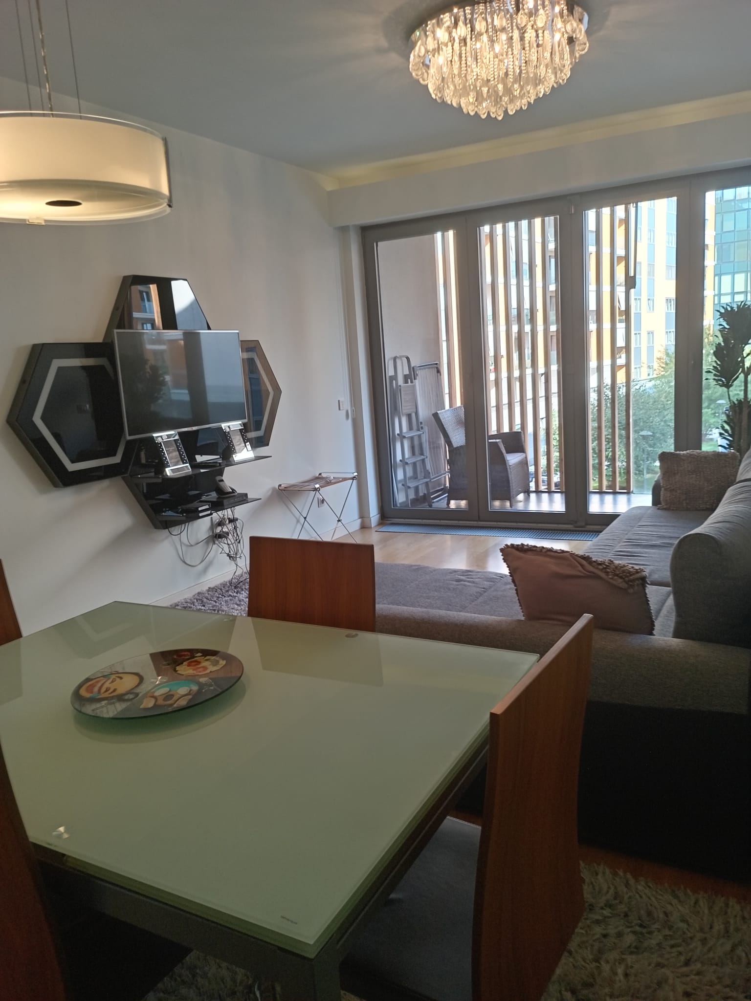 Lux dvosoban stan na Novom Beogradu 2