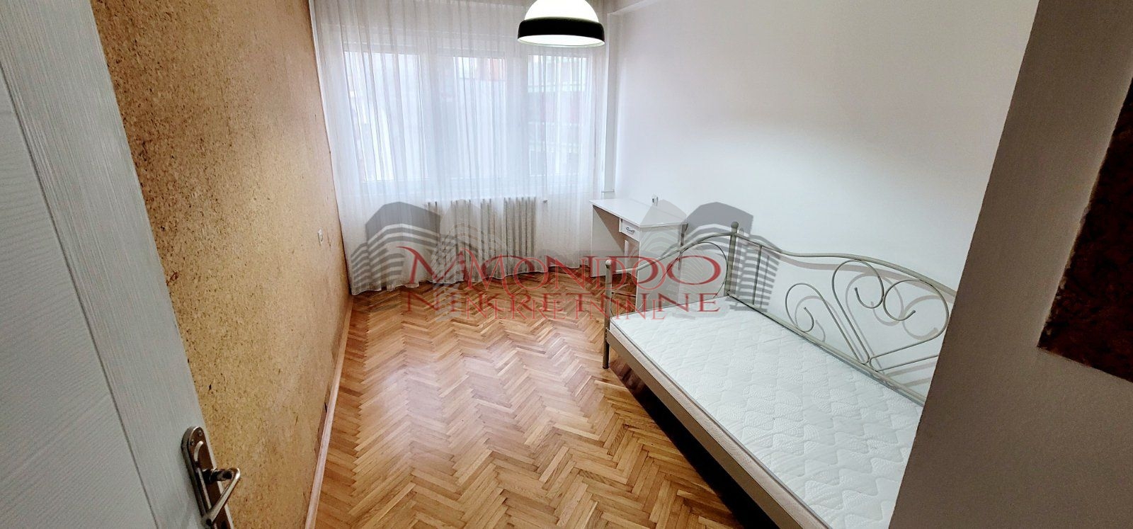 Trosoban stan u centru, cg, šesti sprat, Niš 6