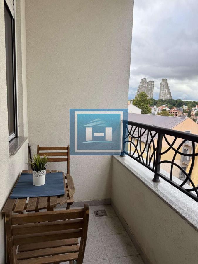 Zvezdara - Lux namešten stan 30 m² sa parkingom 15