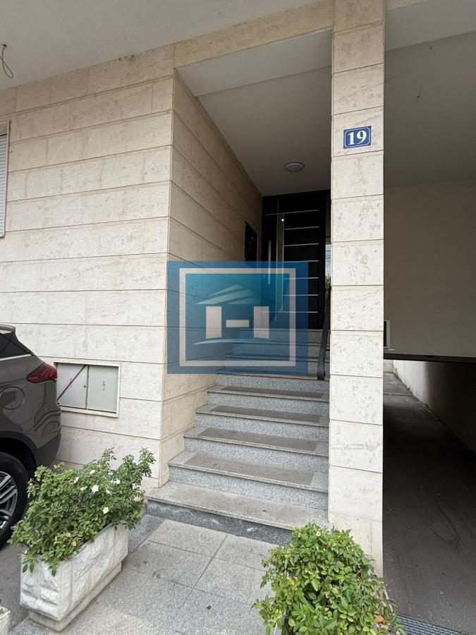 Zvezdara - Lux namešten stan 30 m² sa parkingom 2