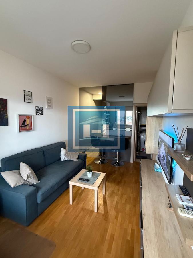 Zvezdara - Lux namešten stan 30 m² sa parkingom 3