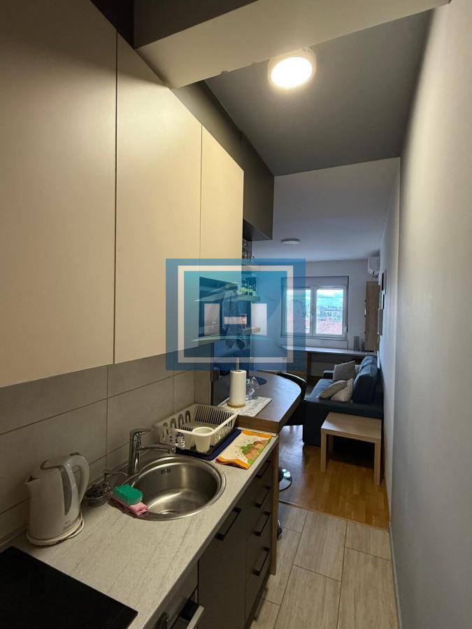 Zvezdara - Lux namešten stan 30 m² sa parkingom 6