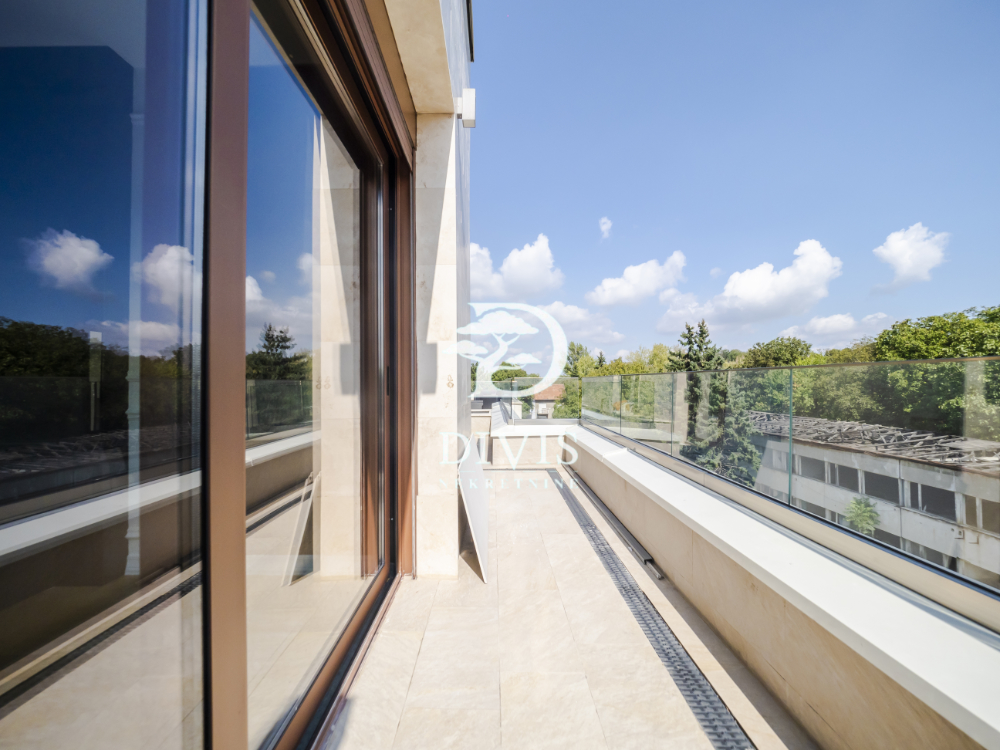 Namešten 3 0 stan  Atria Residences  90m2  garažno 5