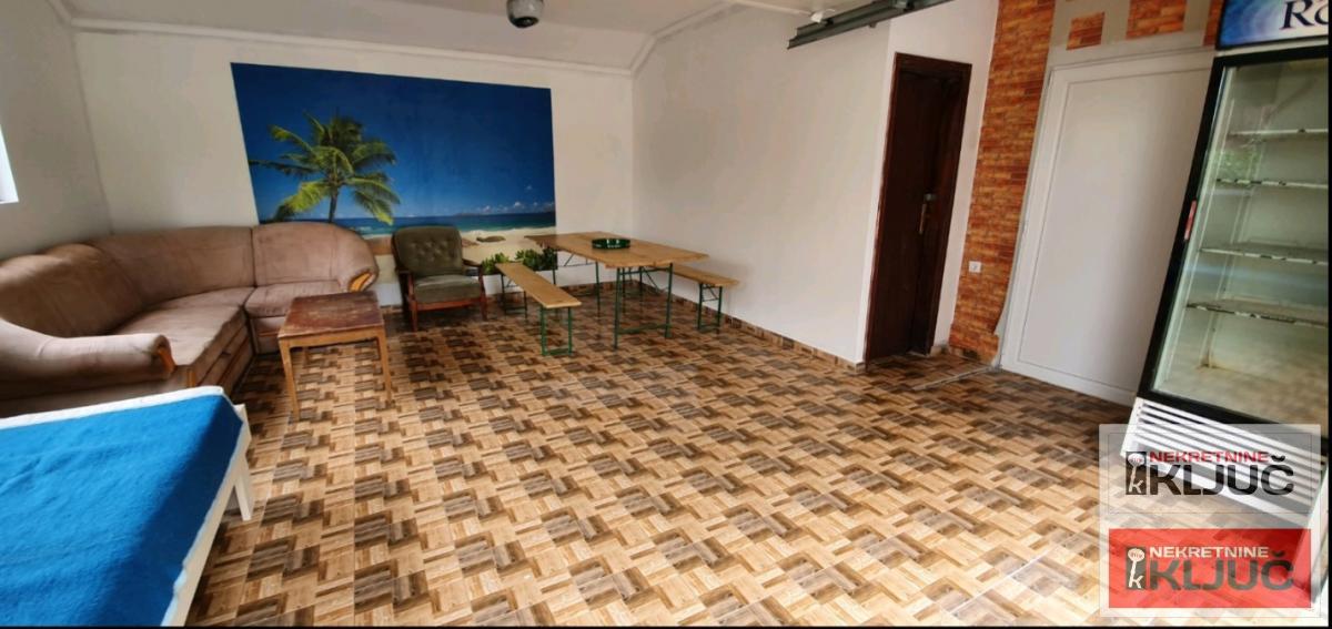 BANSTOL IZDAJE SE VIKENDICA 14