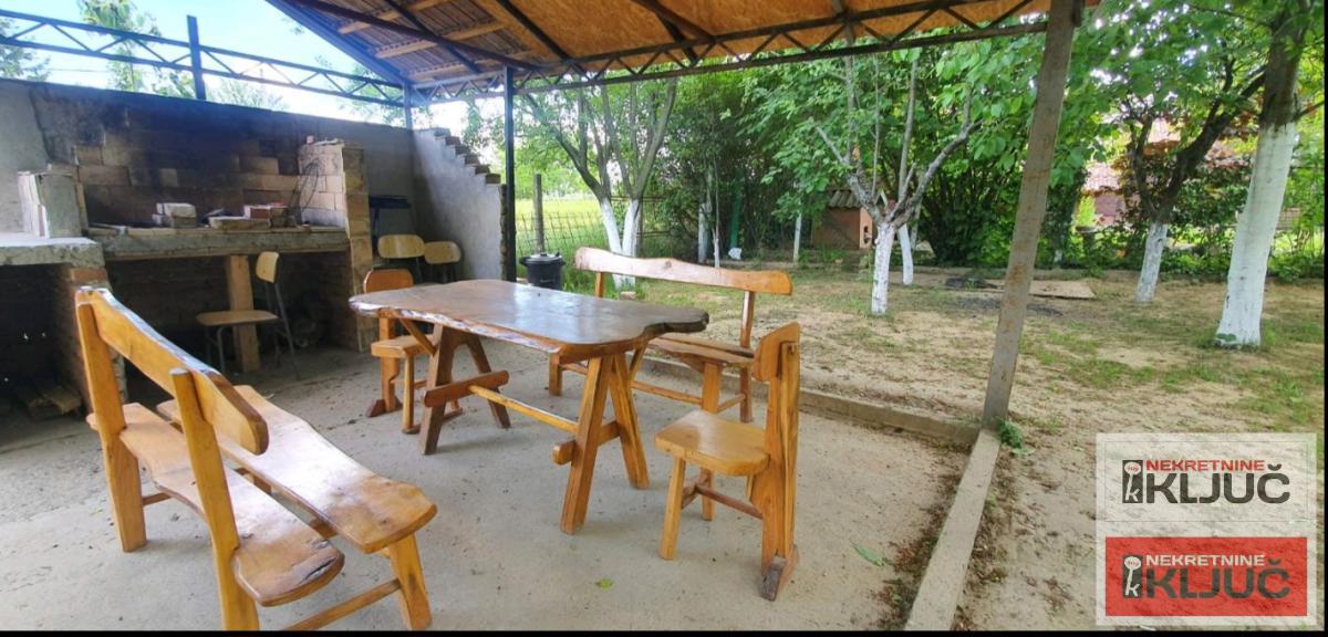 BANSTOL IZDAJE SE VIKENDICA 3