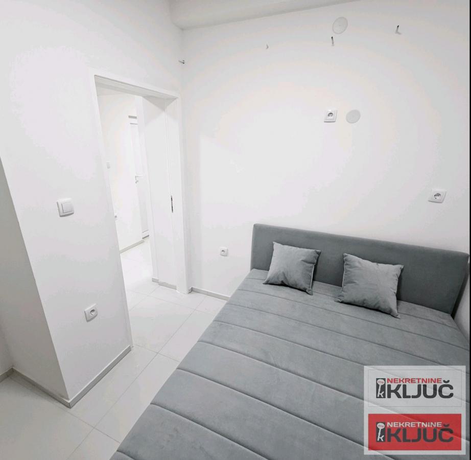 TELEP IZDAJE SE DVOSOBAN MODERNO OPREMLJEN STAN 10