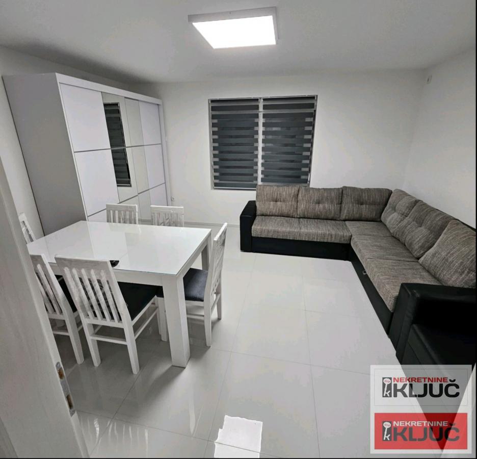 TELEP IZDAJE SE DVOSOBAN MODERNO OPREMLJEN STAN 2