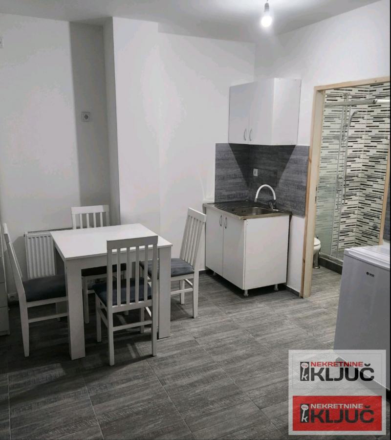 TELEP IZDAJE SE NAMEŠTENA GARSONJERA 5