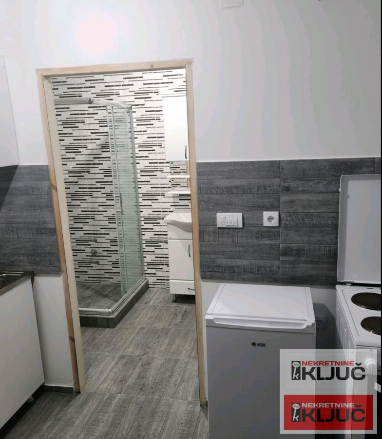 TELEP IZDAJE SE NAMEŠTENA GARSONJERA 8