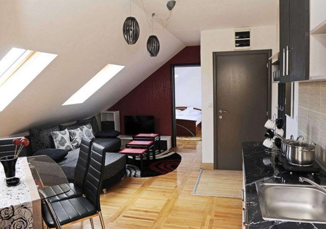 Na prodaju apartman u Kraljevim Cardacima Kopaonik 1