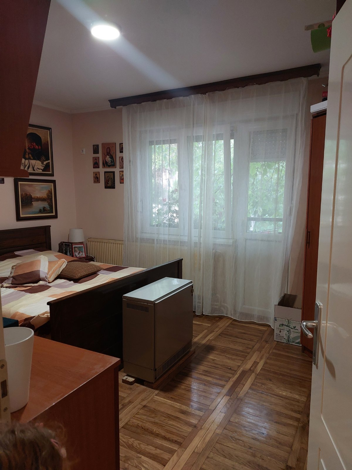 Odlican trosoban stan u Beceju 3