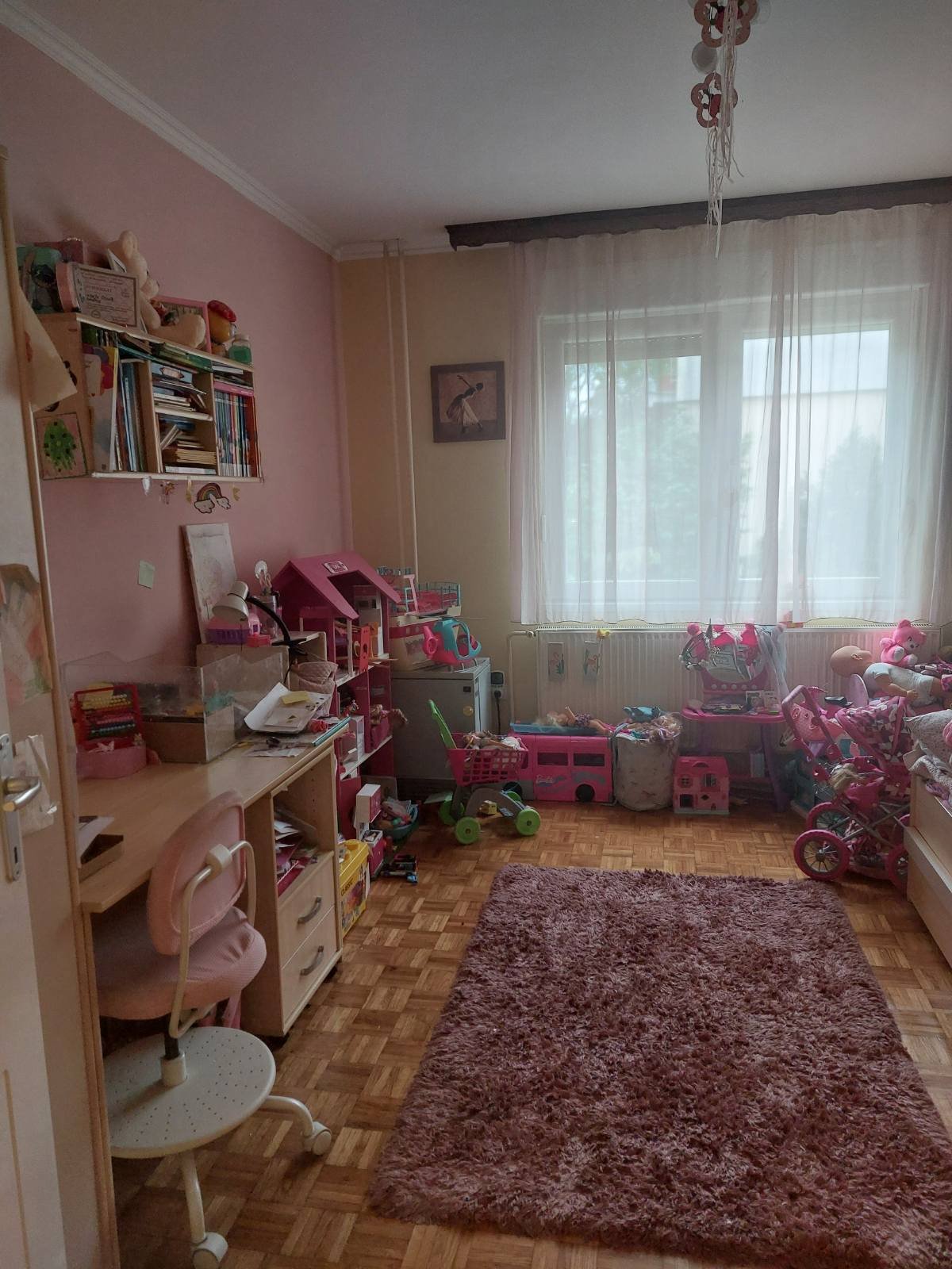 Odlican trosoban stan u Beceju 4