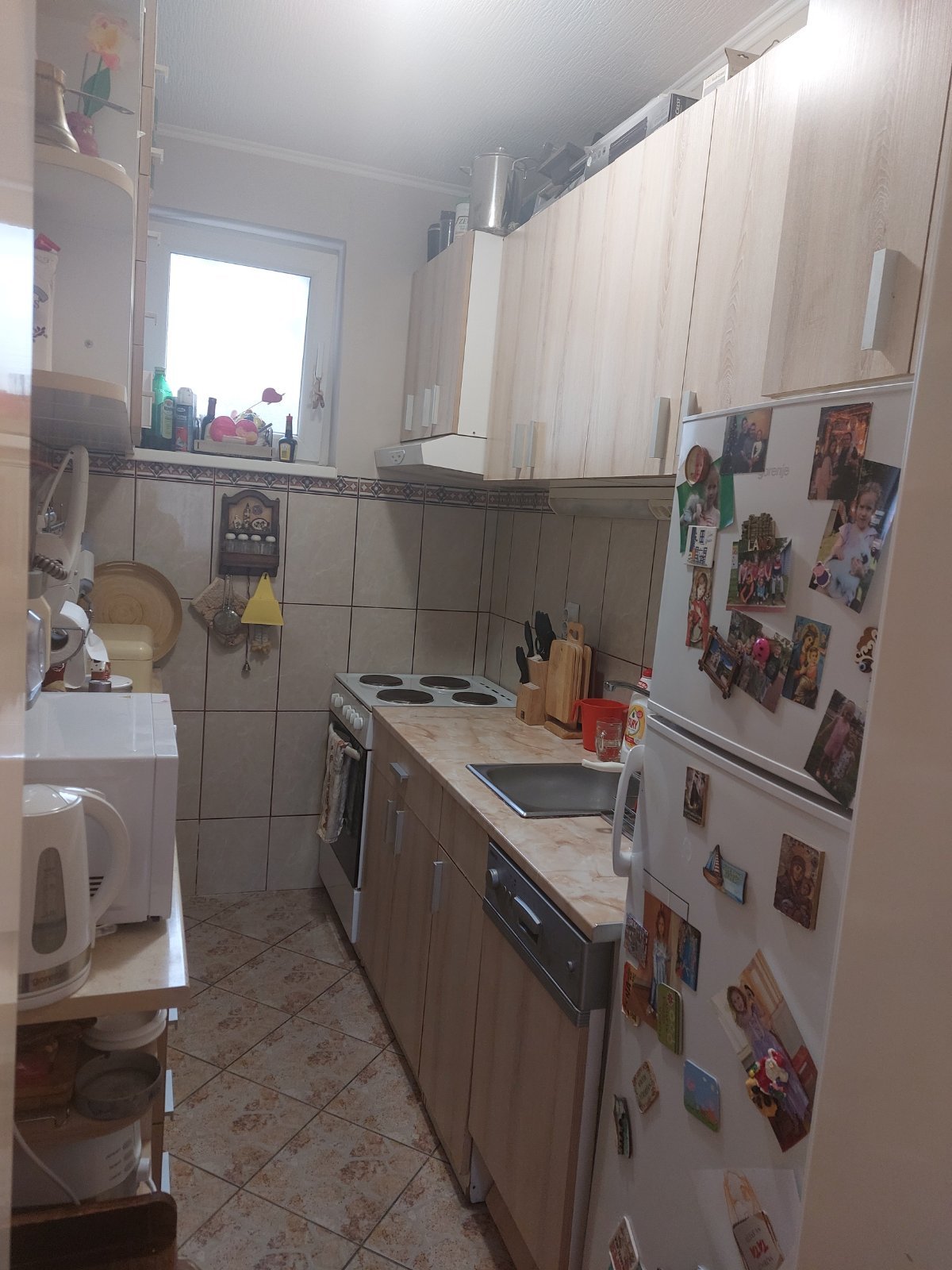 Odlican trosoban stan u Beceju 2