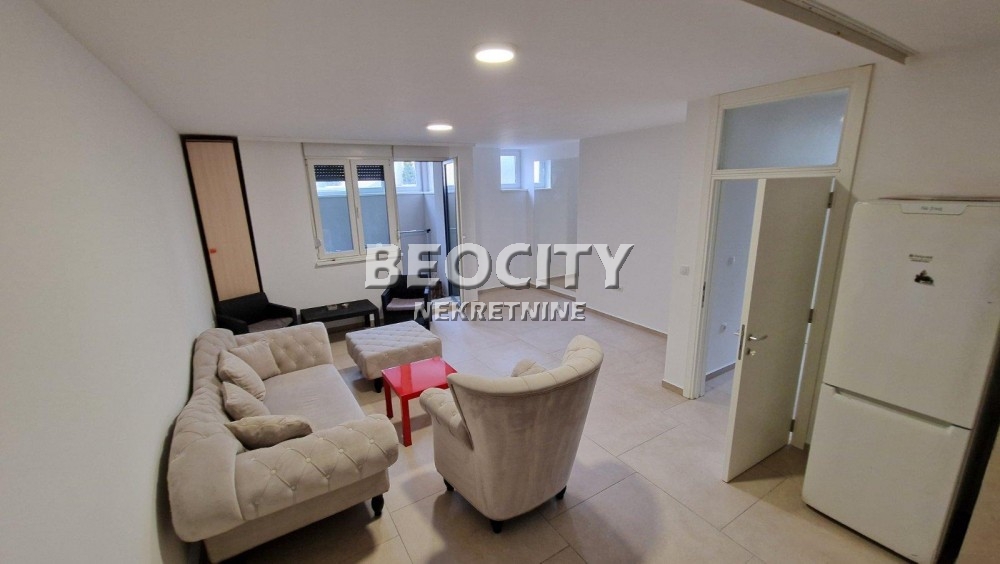 četvorosoban stan, 70 m2, Železnička stanica, Bačka ID: 120457 3