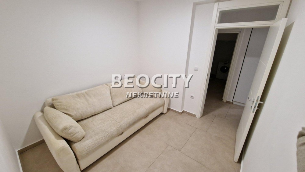 četvorosoban stan, 70 m2, Železnička stanica, Bačka ID: 120457 6