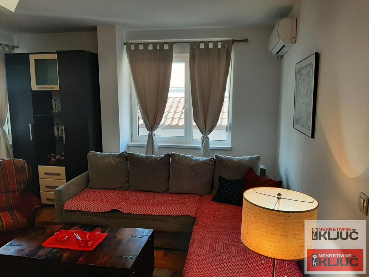 PODBARA IZDAJE SE DVOSOBAN NAMEŠTEN STAN 1