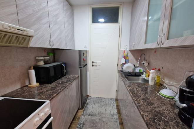 Renoviran  2 5 stan na Bežanijskoj kosi  69m2 3