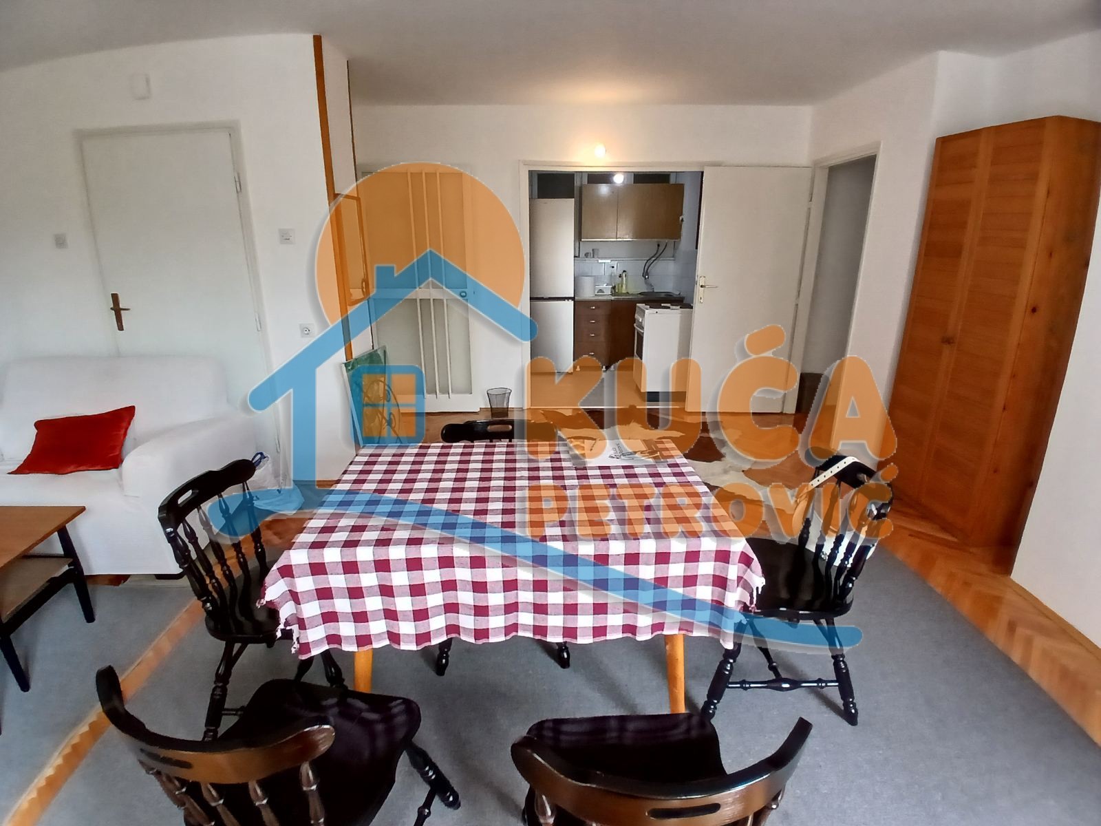 četvorosoban stan, 71 m2, Centar, Generala Milojka Lešjanina ID: i-014863 6