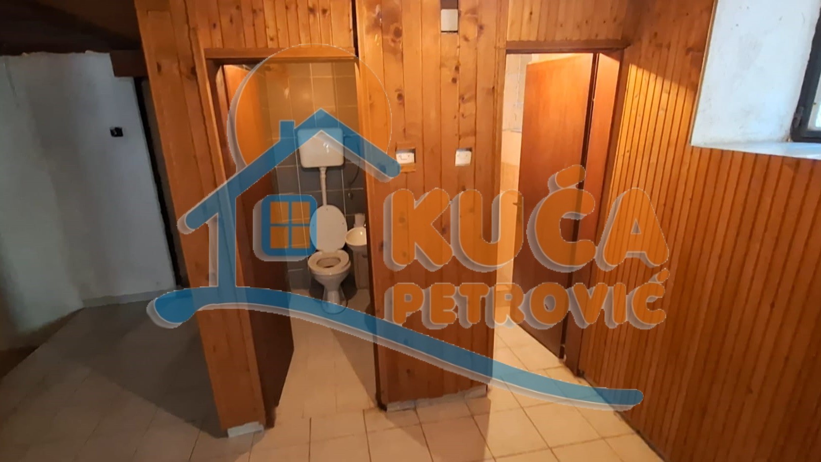 četvorosobna kuća, 270 m2, Cara Lazara ID: p-014868 18