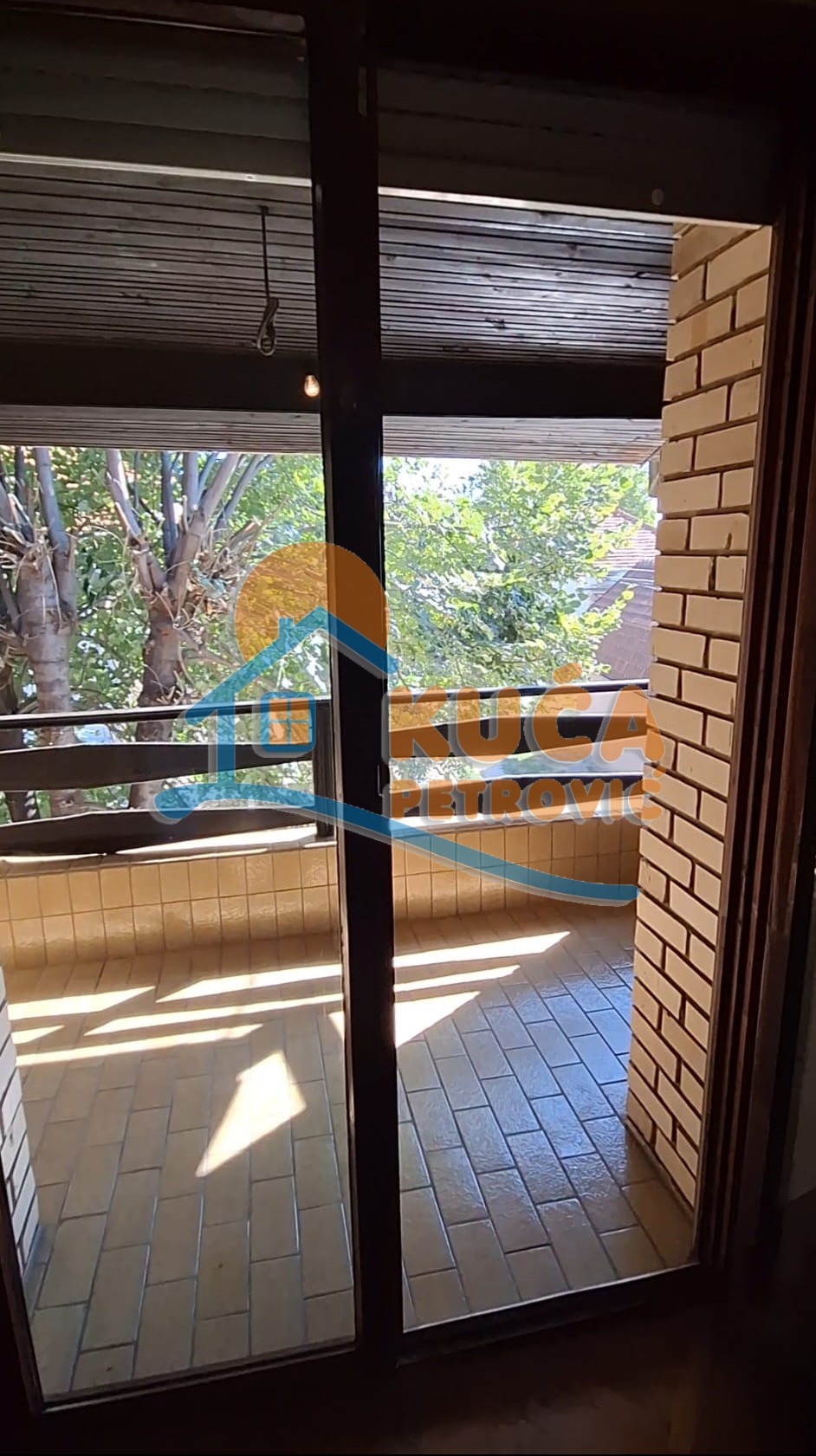 četvorosobna kuća, 270 m2, Cara Lazara ID: p-014868 27