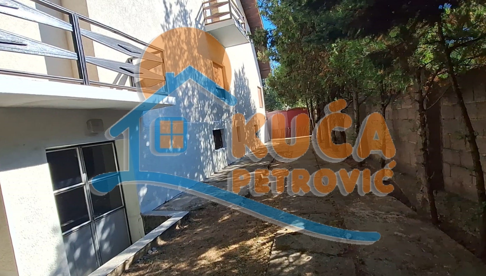 četvorosobna kuća, 270 m2, Cara Lazara ID: p-014868 3
