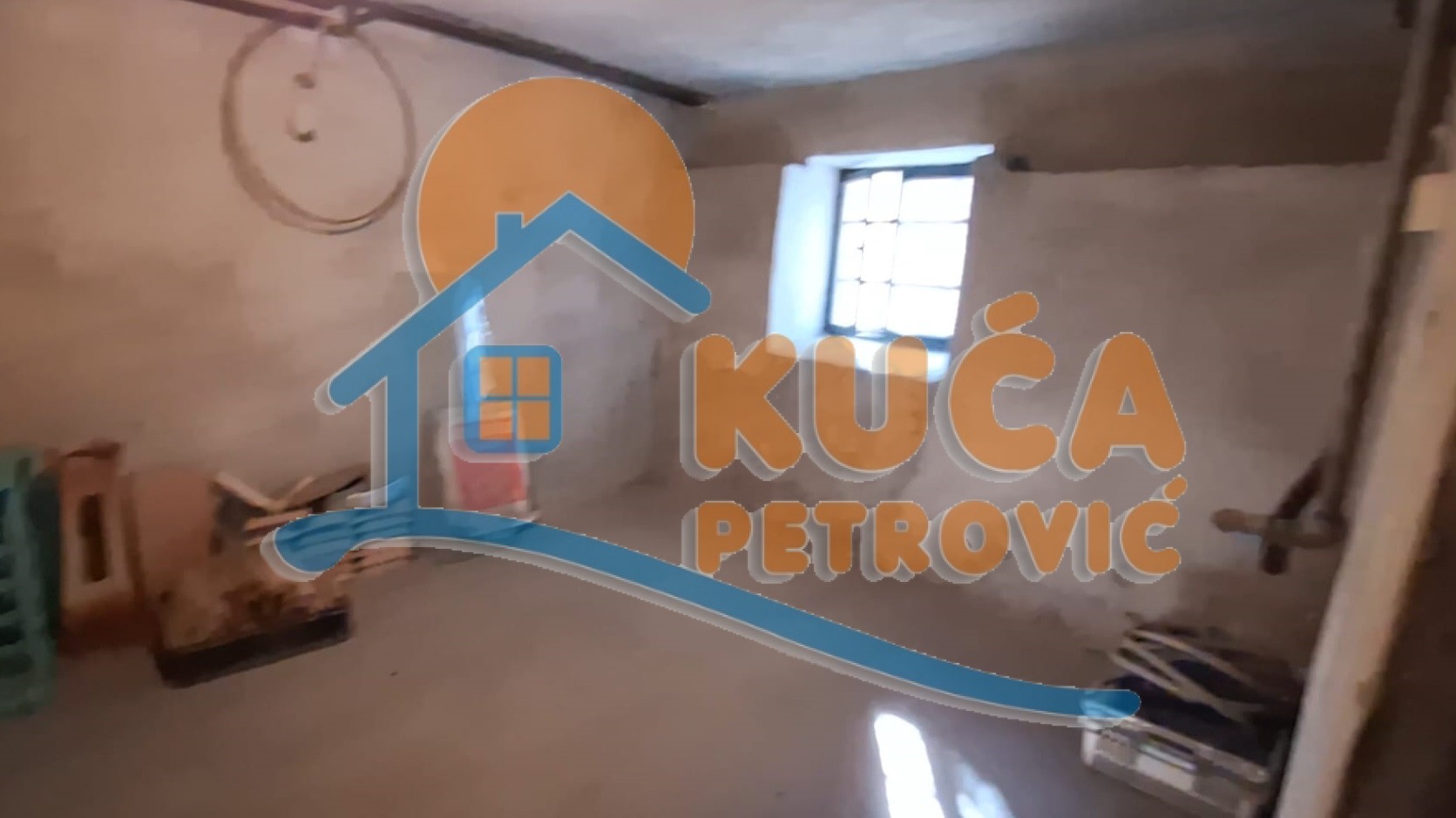 četvorosobna kuća, 270 m2, Cara Lazara ID: p-014868 33