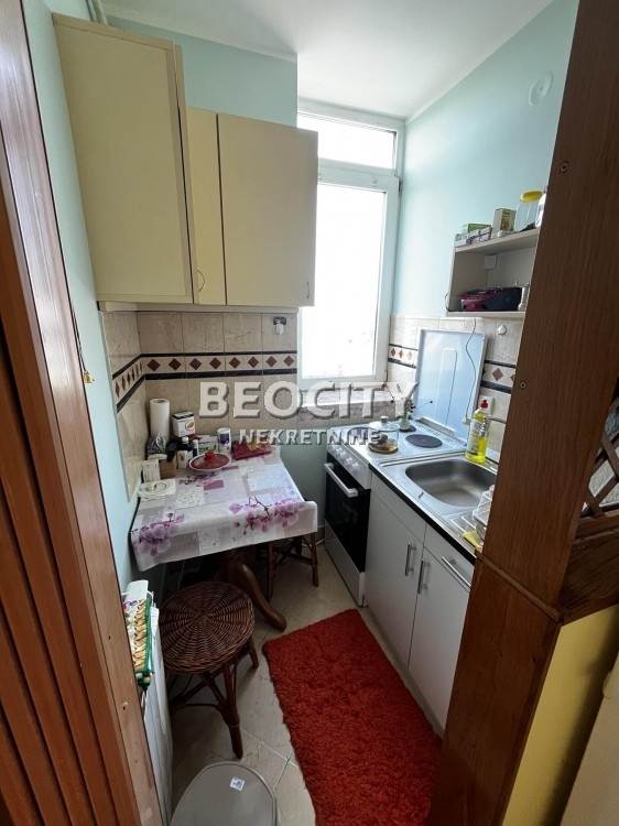 Dvosoban stan, 45 m2, Adamovićevo naselje, Braće Grulović ID: 123284 3