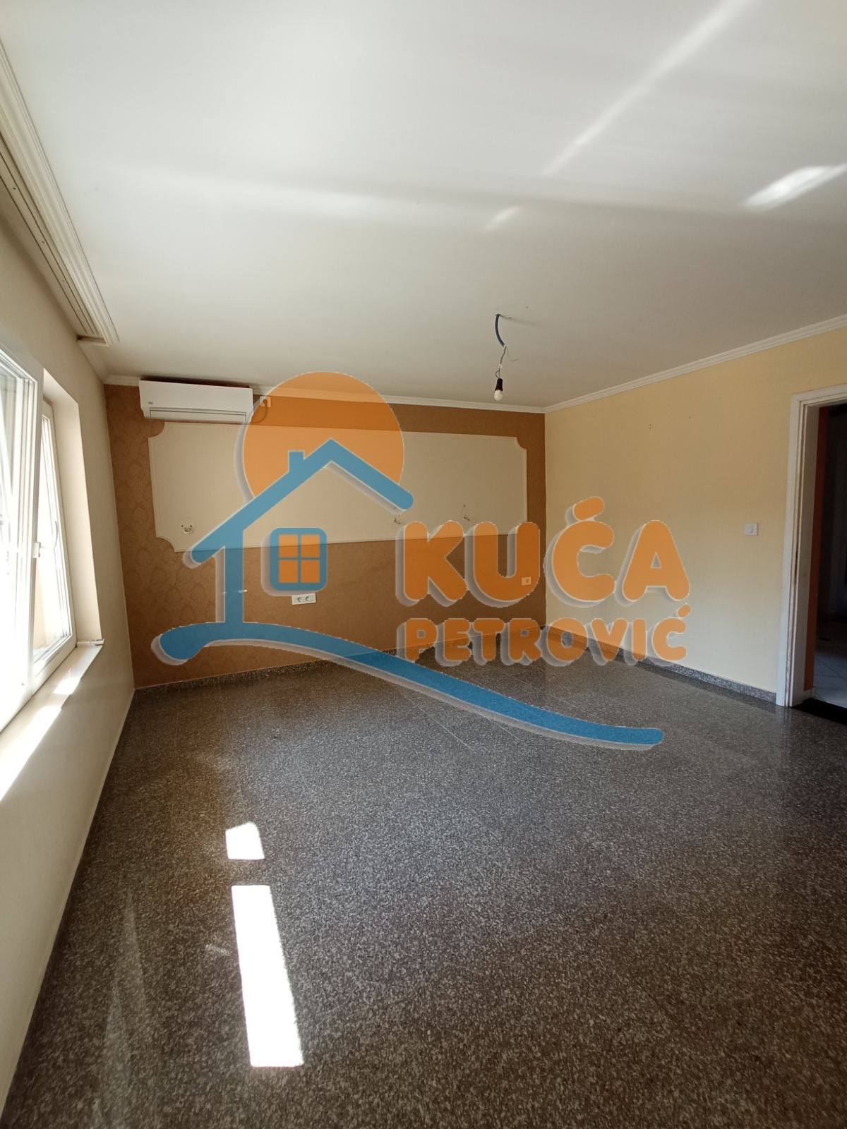 Lokal, 70 m2, Centar, Jeronimova ID: i-014862 3