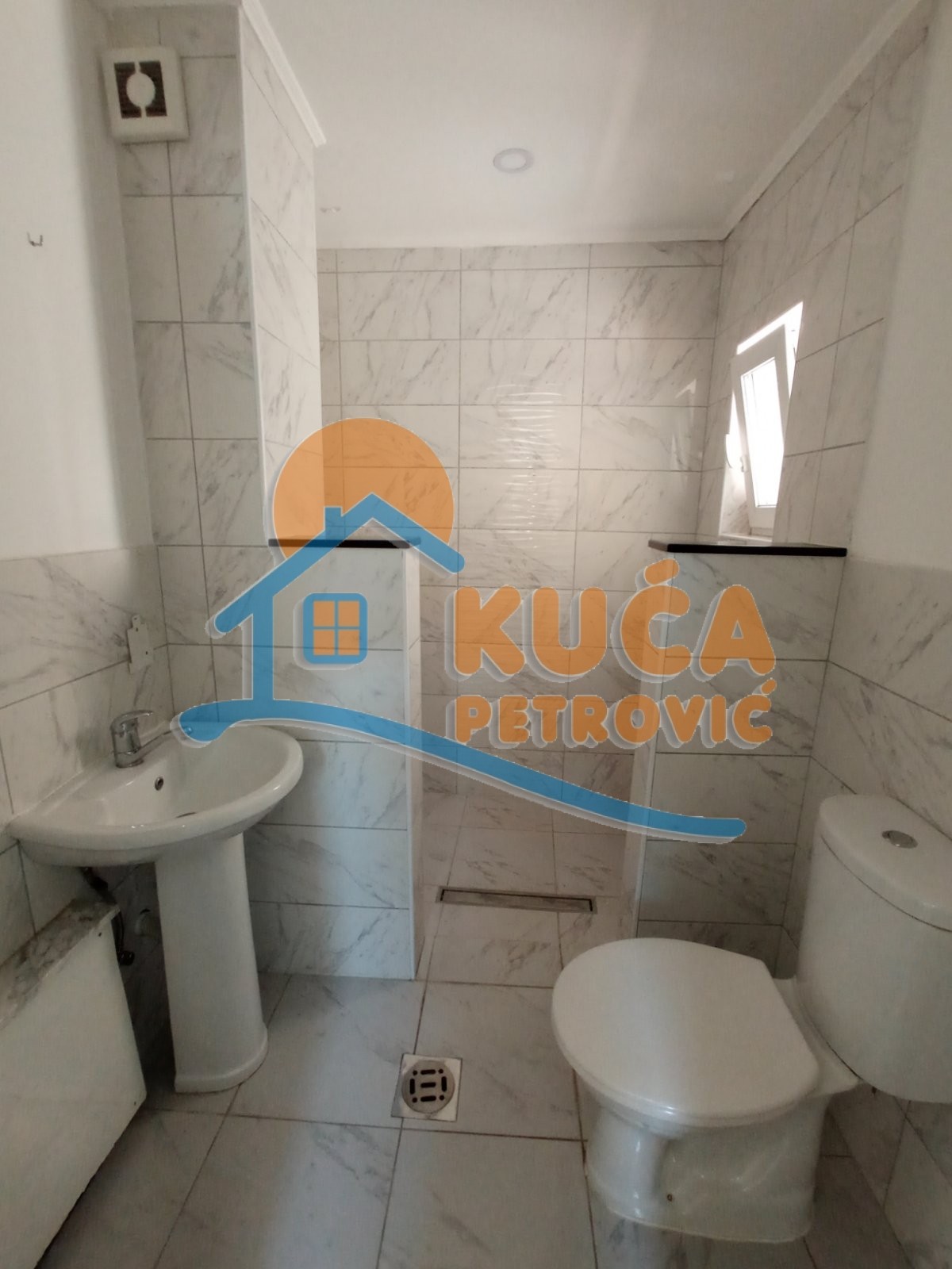 Lokal, 70 m2, Centar, Jeronimova ID: i-014862 8