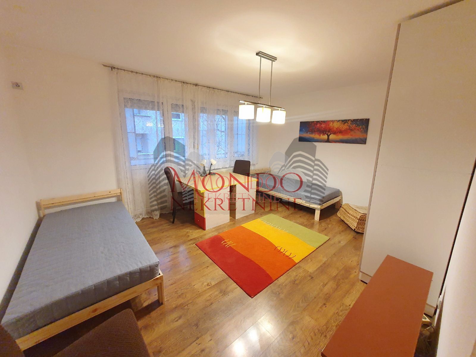 Trosoban stan kod Gradske bolnice 2