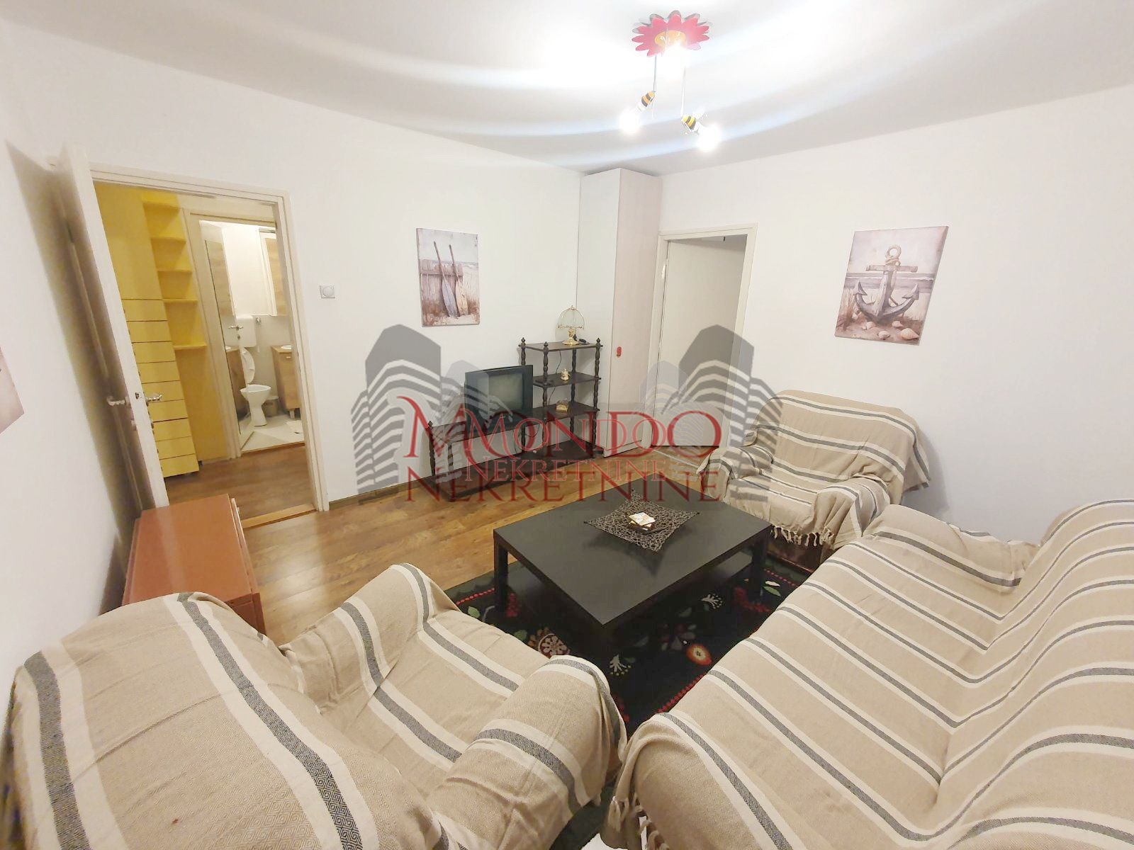 Trosoban stan kod Gradske bolnice 7