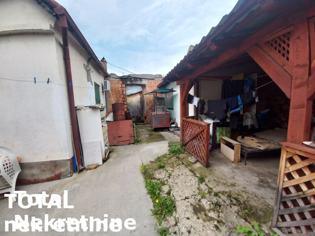 Kuca,SREMSKI KARLOVCI,CENTAR,kv: 80.00, € 97850, ID: 3090502 12