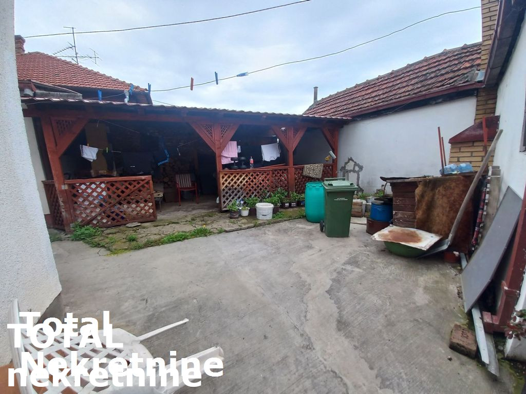 Kuca,SREMSKI KARLOVCI,CENTAR,kv: 80.00, € 97850, ID: 3090502 13