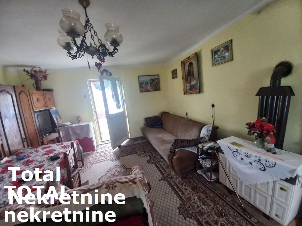 Kuca,SREMSKI KARLOVCI,CENTAR,kv: 80.00, € 97850, ID: 3090502 4